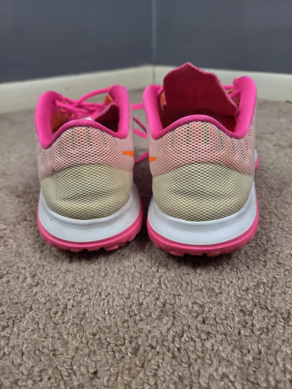 Nike Women's White Sneakers with Pink and Orange Accents - Picture 4 of 6
